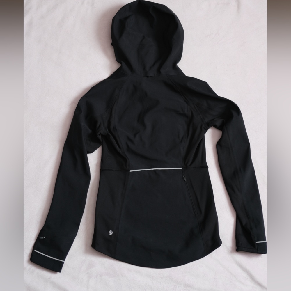 Lululemon Jacket - Picture 2 of 3